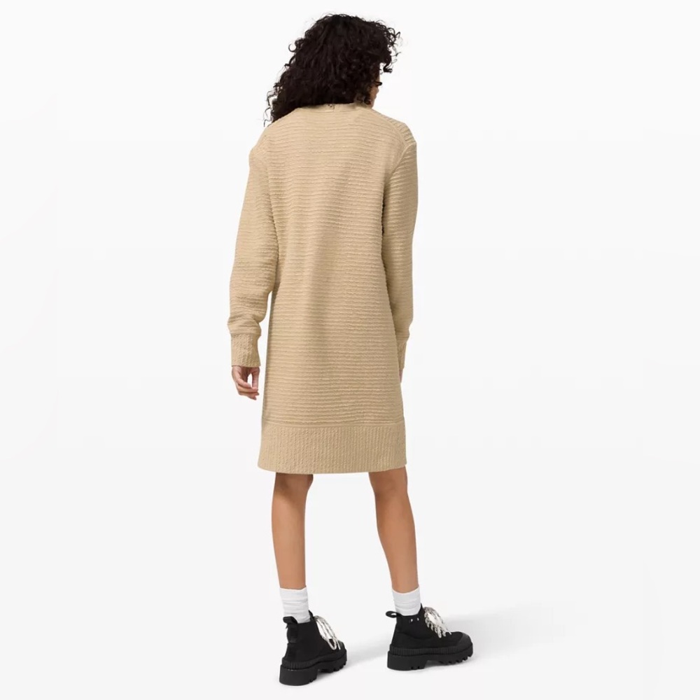 Lululemon On Repeat Dress - Picture 3 of 10